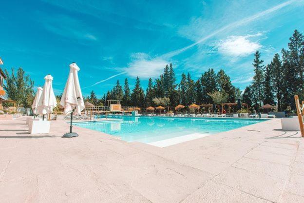 Camping & Bungalows Suspiro Del Moro Otura Dış mekan fotoğraf
