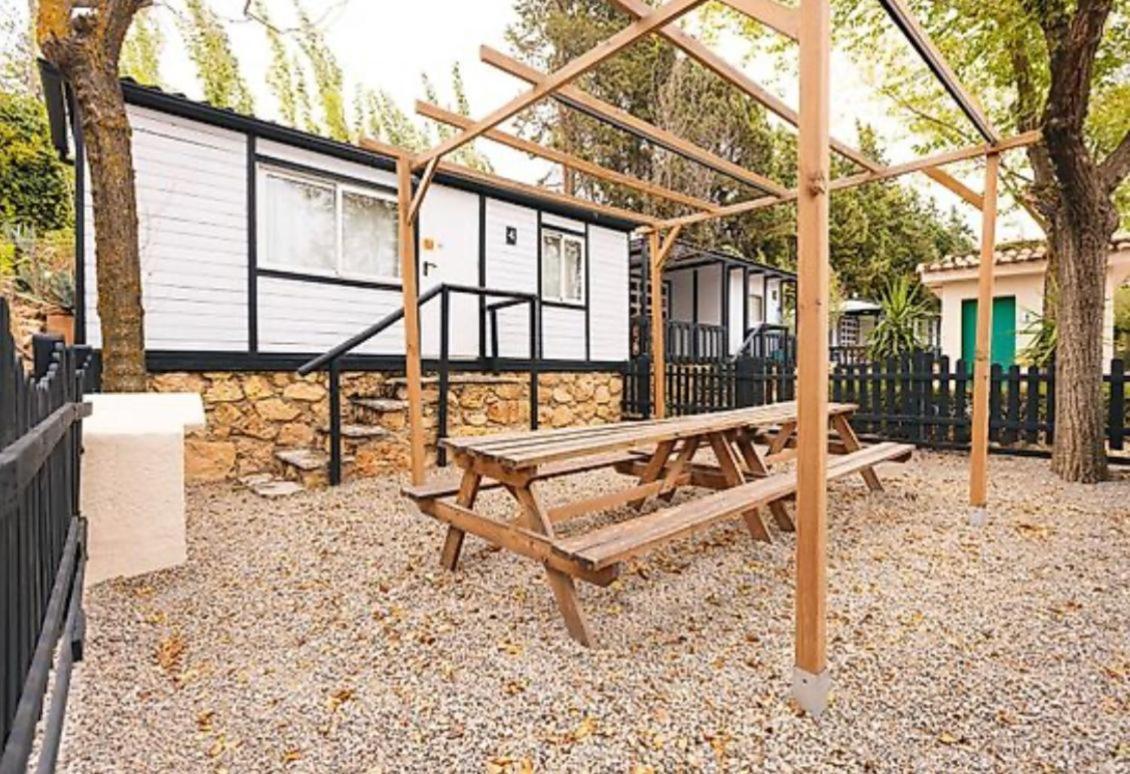 Camping & Bungalows Suspiro Del Moro Otura Dış mekan fotoğraf