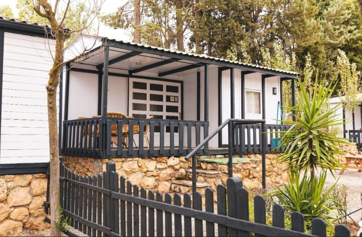 Camping & Bungalows Suspiro Del Moro Otura Dış mekan fotoğraf