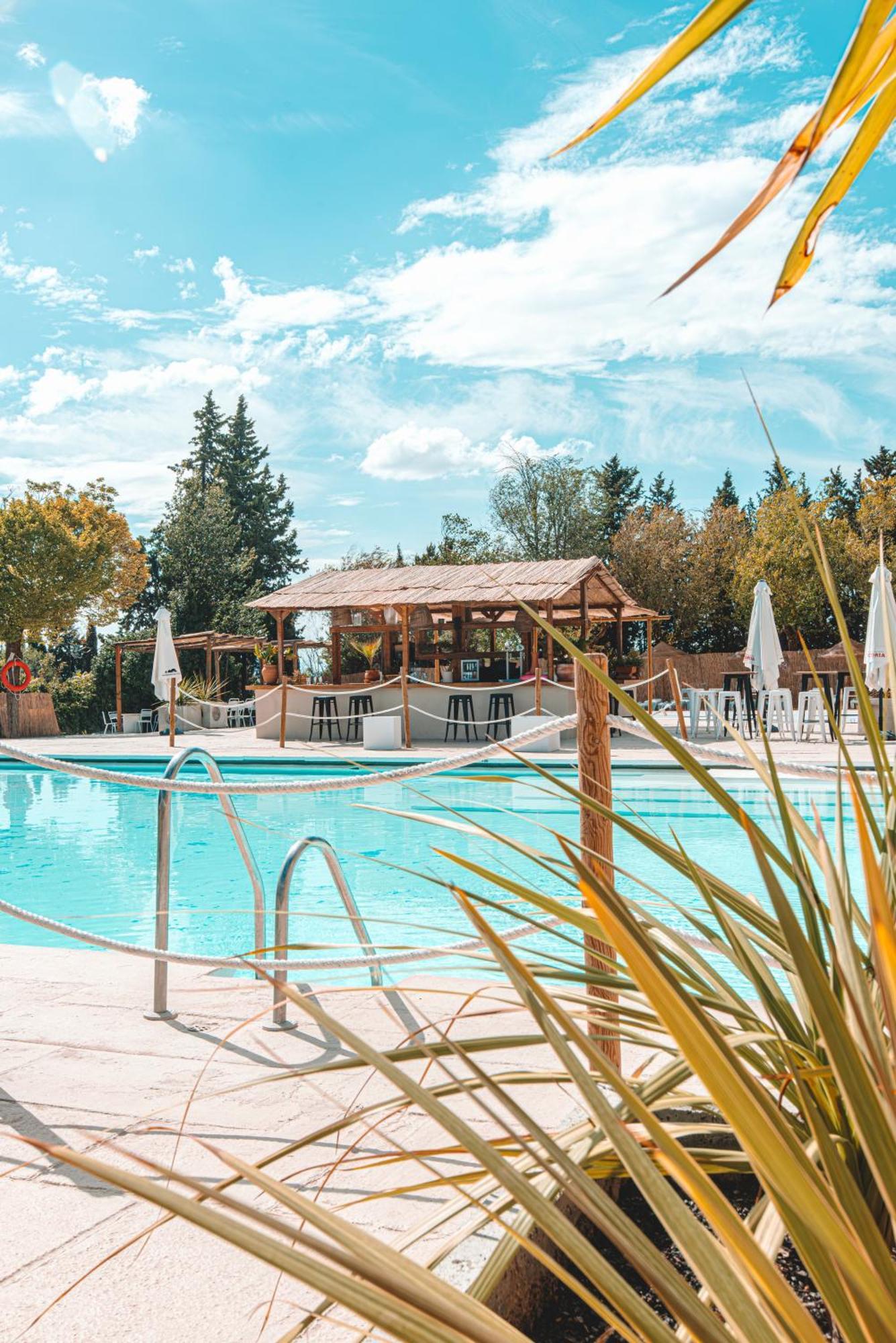 Camping & Bungalows Suspiro Del Moro Otura Dış mekan fotoğraf